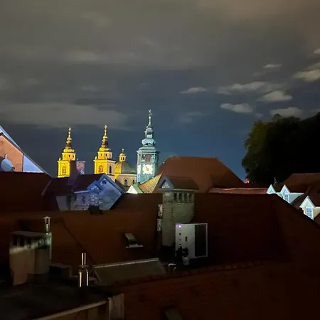 1000 Views Rooftop Duplex Hottub * Ljubljana