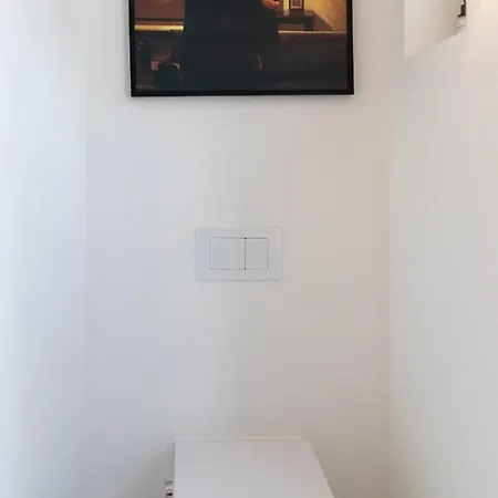 1000 Views Rooftop Duplex Hottub